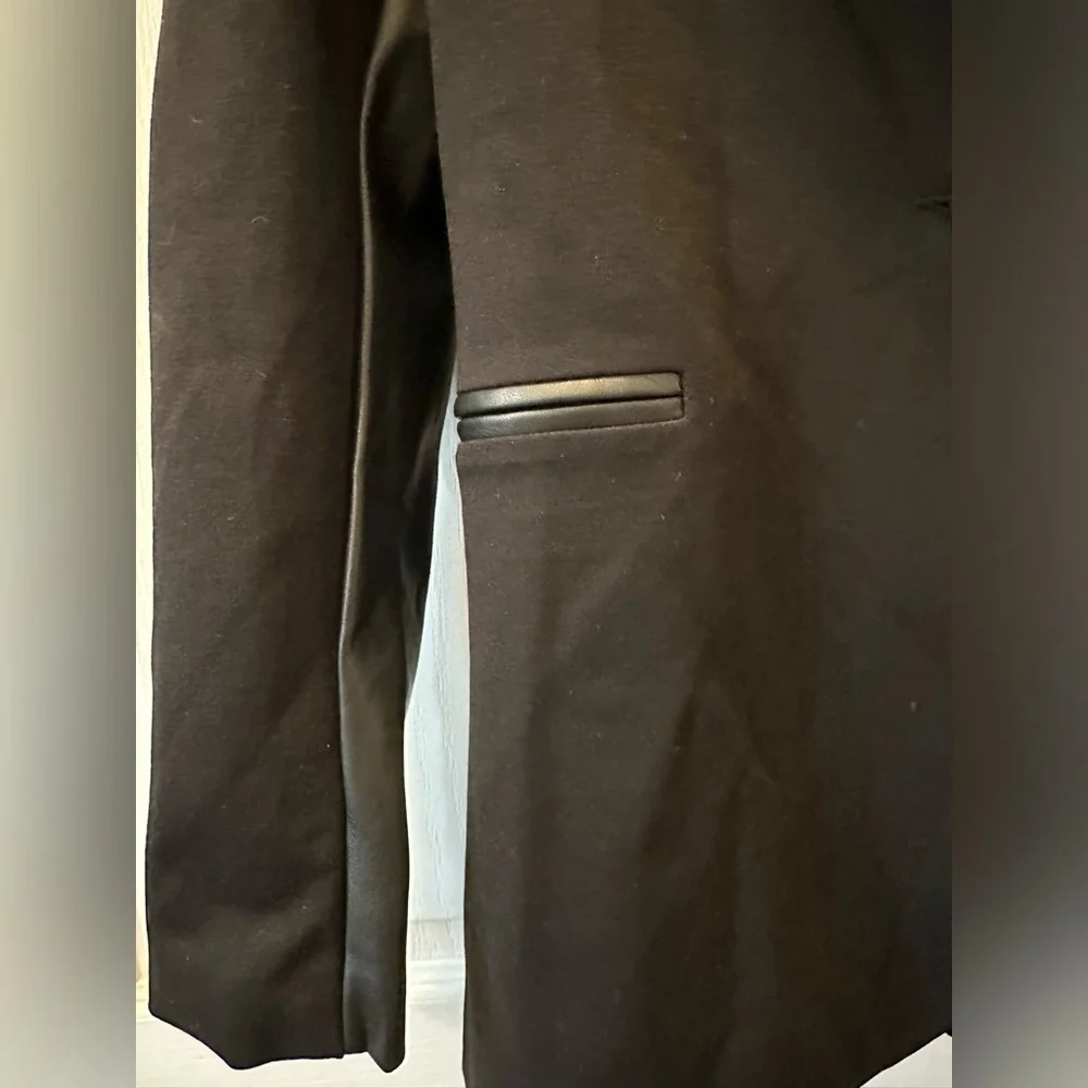 NWT RD Style Black Faux Leather Trimmed Single Button Blazer Size Small